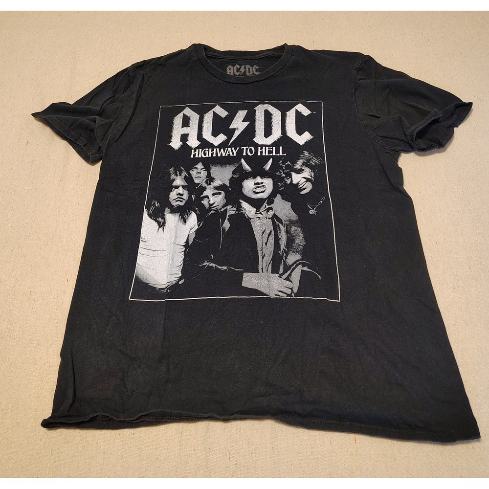 AC/DC Highway to Hell Graphic T-Shirt Mens Black Rock Band Tee Short Sleeve